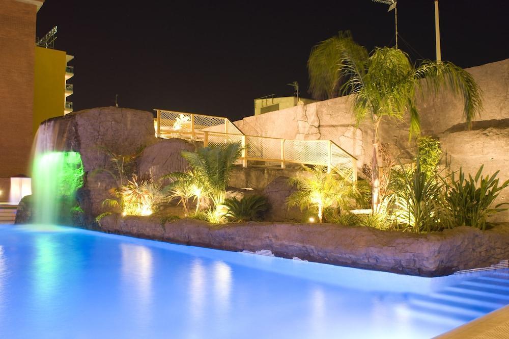 Hotel Papi Malgrat de Mar Exterior foto